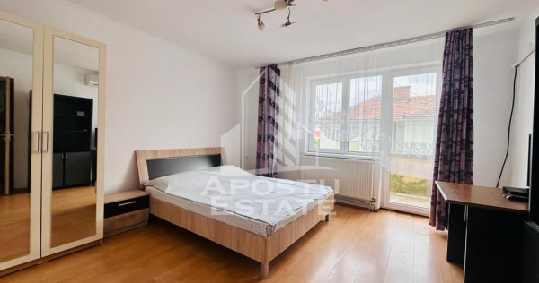 Apartament 2 camere cu loc de parcare si vedere in Piata ...