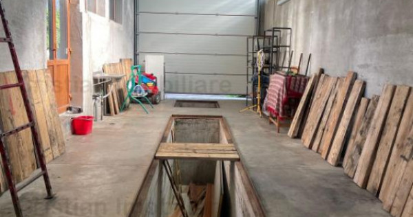 Hala 60 mp, PRETABILA ORICE TIP DE ACTIVITATE, zona Piata Sa