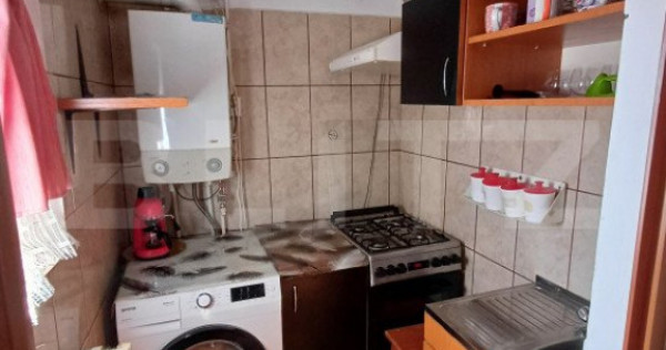 Apartament de vanzare, cu 2 camere, 34 mp, mobilat-utilat, z