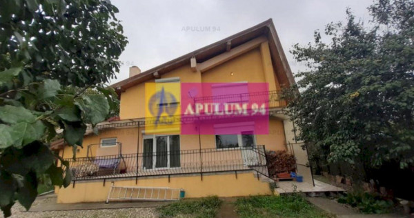 Vilă spațioasă și bine construită lângă București