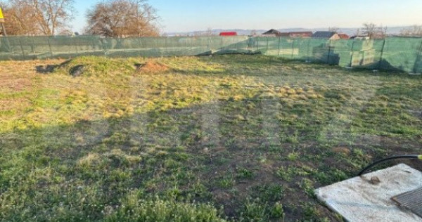 Teren Intravilan de vanzare, 600 mp, utilități, proiect ca