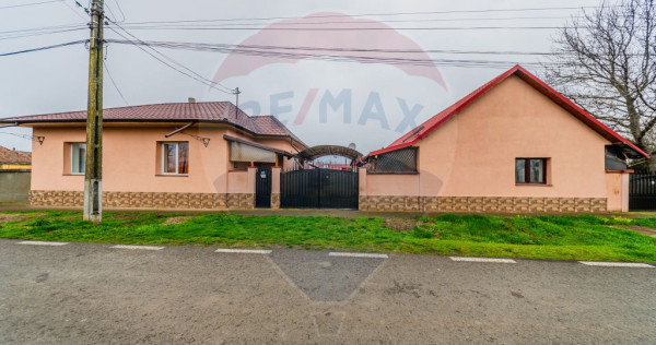 Casă de vânzare, comuna Iratoșu