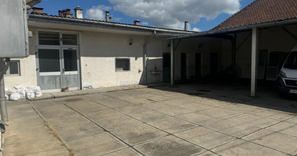 Spațiu comercial de v&acirc;nzare &ndash; 380 mp, Terezian, Sibiu