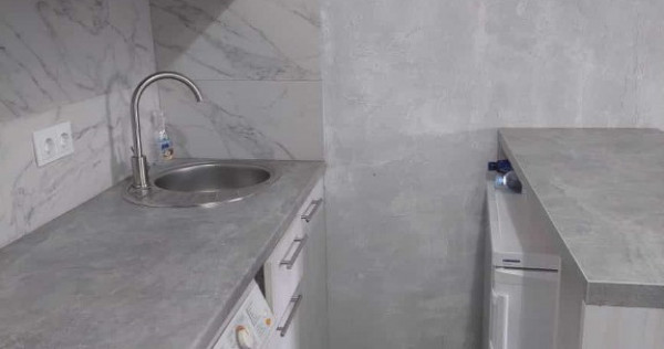 Garsoniera de inchiriat in zona Grivitei