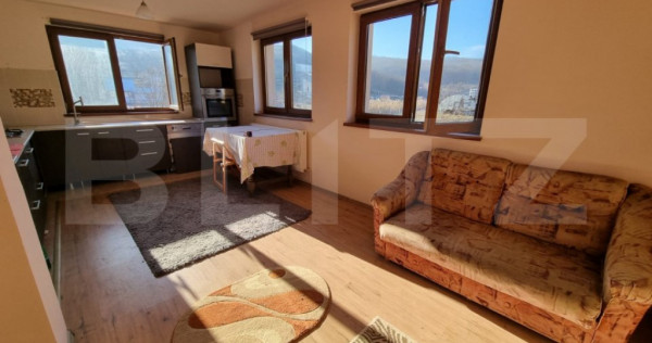 Casa individuala, 195 mp, 6300 mp teren, zona Jucu