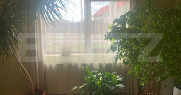 Casa ide vanzare cu 3 camere, 80 mp, zona Mureșeni