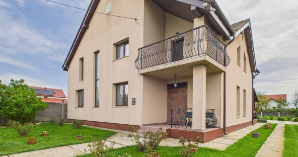 Vilă cu 6 camere și teren generos în Șagu