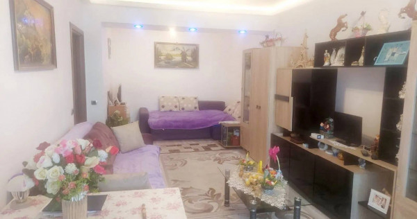Apartament cu 2 camere, decomandat - zona Tractorul