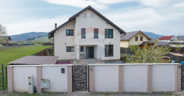 Casă individuală în Cărpiniș, 1093 mp teren, mobilat...