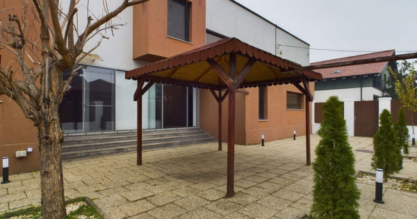 Vilă de lux cu două locuințe, în Dumbrăvița – Loc...