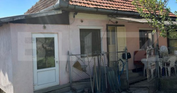 2 case cu teren 1100mp, toate utilitatile, asfalt, Cojocna