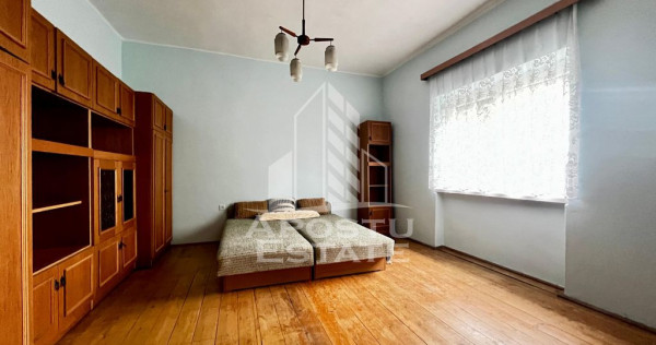 Casa cu 2 camere, 690mp in Battonya