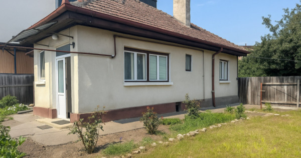 Casa 2 camere, 90 mp zona Florilor