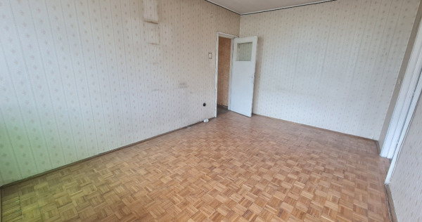 3 camere Bd. Independentei, poziție buna