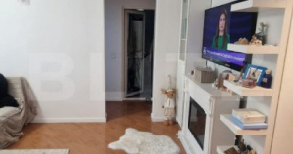 Apartament cu 4 camere, 2 bai, 90 mp, 2 locuri de parcare, z