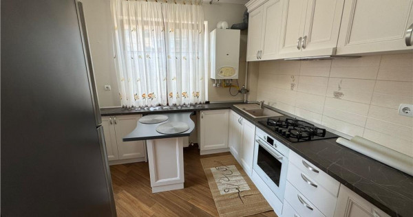 Ap 3 cam, 2 bai, 2 locuri de parcare, bloc nou, Ultracentral