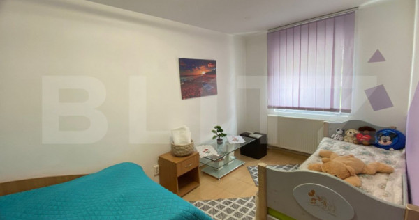 Apartament de vanzare, cu 3 camere, 48 mp, zona cetate