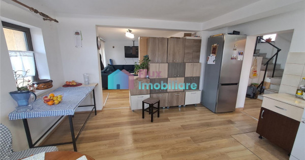 Casa finisata 480 mp teren Moara Nica