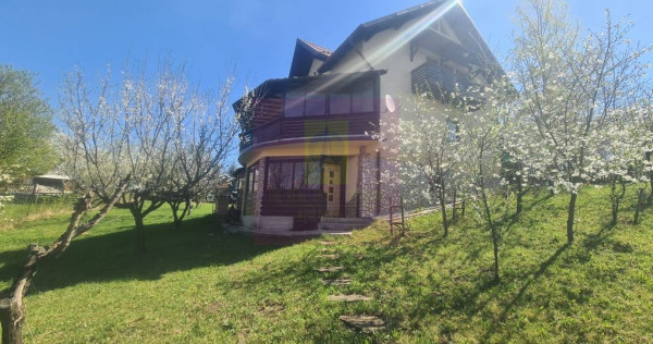 Vila de vanzare in Comarnic