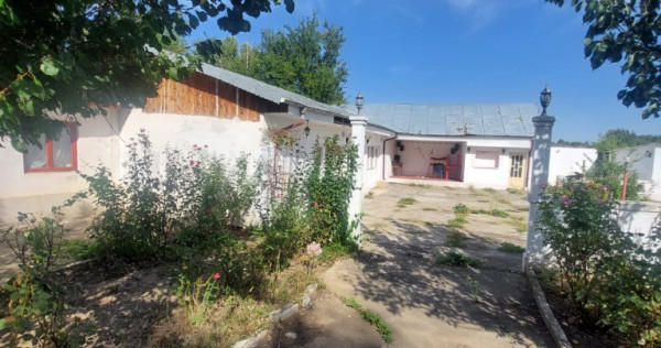 Spatiu Evenimente ,Teren si cladiri Vanatori (Stone Park-Hora Miresei)