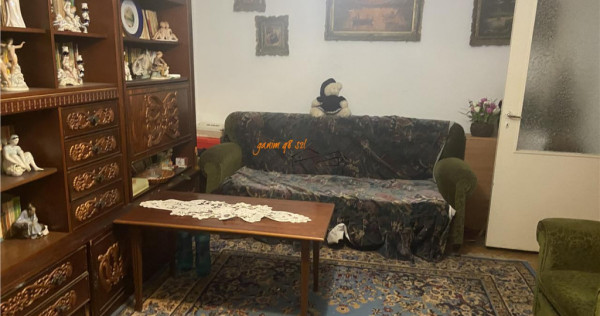 Apartament 3 camere , zona cartier Sud , decomandat ,72 mp ,