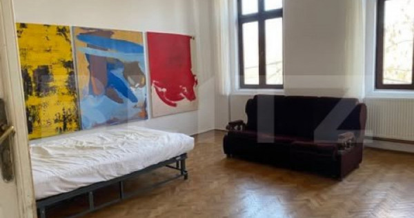 Spatiu birou de inchiriat, cu 3 camere, 105 mp, spatios, zon