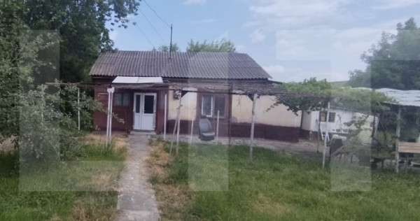 Teren de vanzare, 13390 mp, casă bătrânească demolabilă