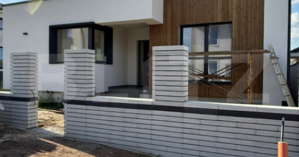 Casă individuală la cheie, 4 camere, zona Cetate - Valea P