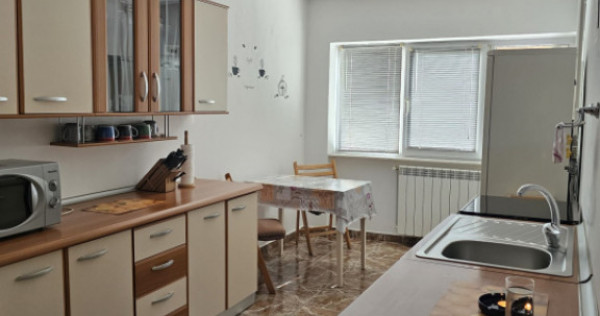 Apartament 4 camere zona Dacia