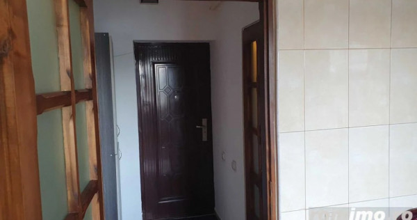 1 camera in zona Buziasului