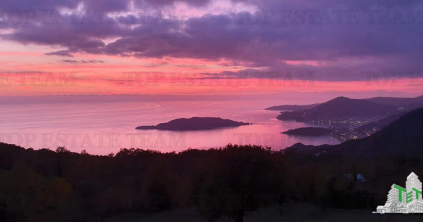 Teren de in Budva Muntenegru