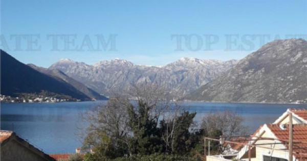 Casa de in Kotor Muntenegru