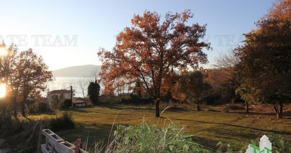 Teren de in Herceg-Novi Muntenegru