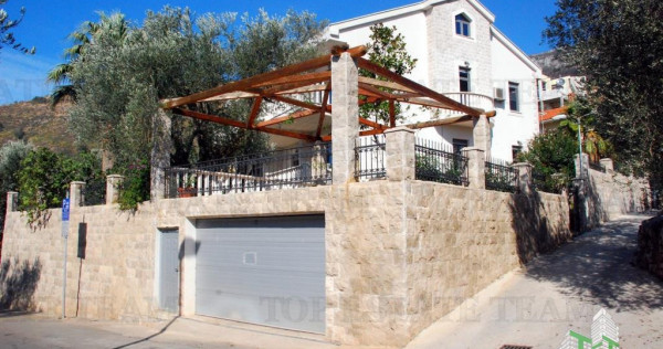 Casa de in Budva Muntenegru