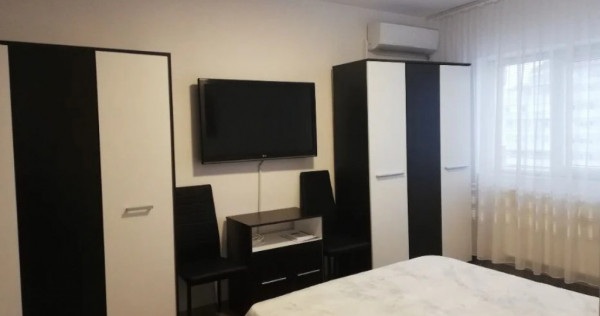 1 camera in zona Centrala