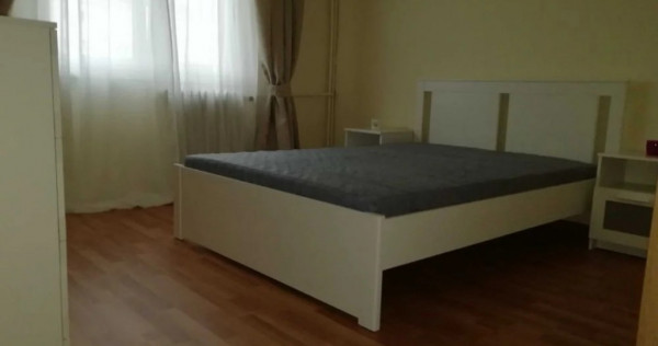 1 camera in zona Aradului