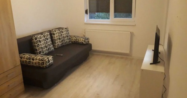 1 camera in zona Dambovita