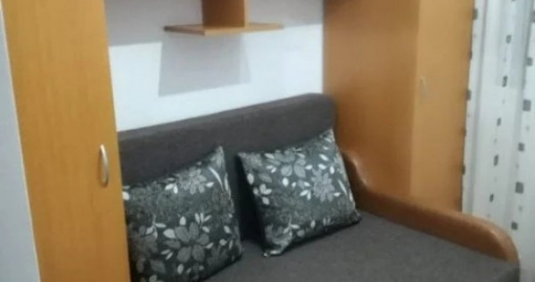 1 camera in zona Girocului