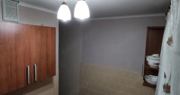 2 camere in zona Sagului