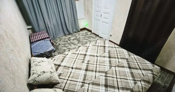 1 camera in zona Aradului