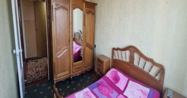 2 camere in zona Spitalului Judetean