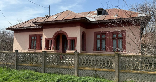 Calarasi – Dor Marunt, casa 4 camere din caramida, 2550 mp