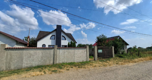 Casa de vanzare Botarlau
