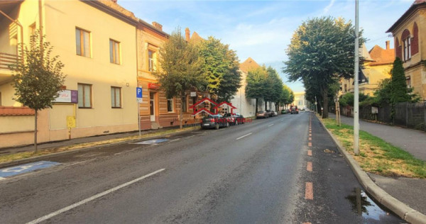 Apartament ultracentral,garaj, pivnita, Sibiu,