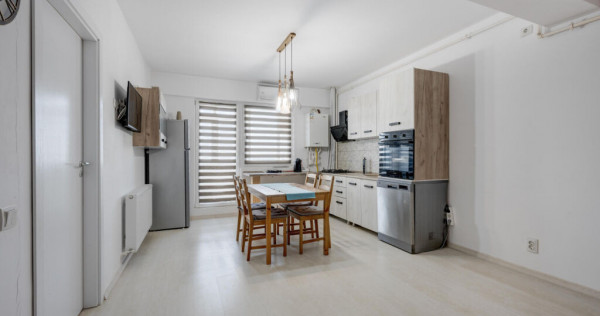 Apartament unic cu etaj, baie matrimoniala si balcon