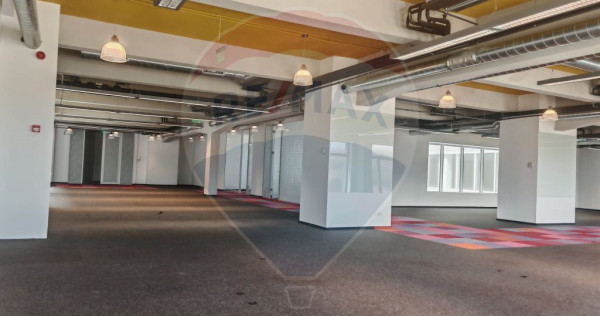 Spațiu de birouri de 1258 mp de &icirc;nchiriat &icirc;n zona Gara