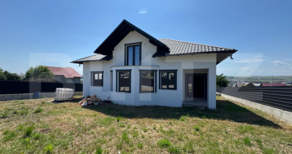 Case de vanzare , 130 mp construiti , 500 mp teren , zona r