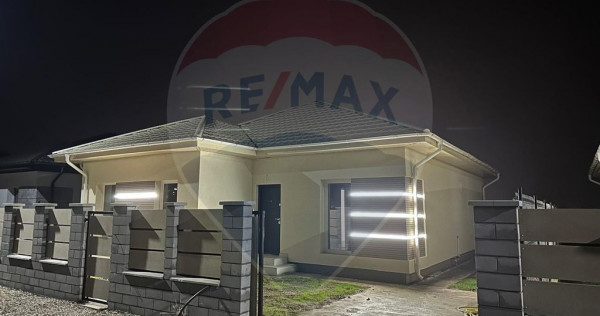 De vanzare Casă Individuala VIDRA P+POD