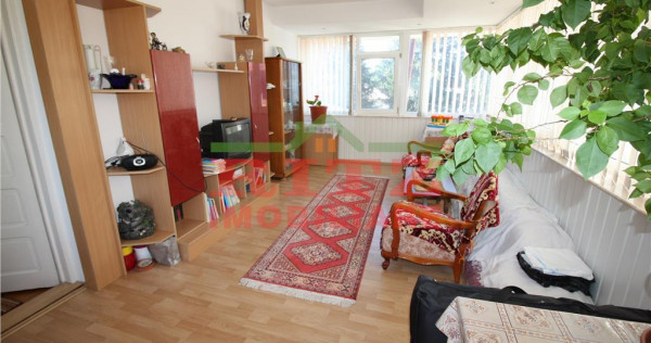 VILA P E M, ideala pentru doua familii, Orasul de Jos!