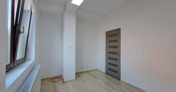 Timpuri noi, Vila,spatioasa, la Metrou, 11 Camere!